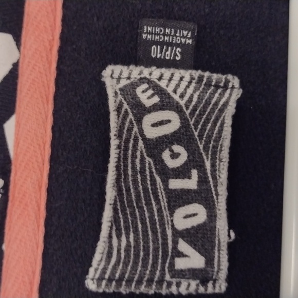 Vintage Volcom Skater Black Hoodie Size Small - Picture 10 of 16